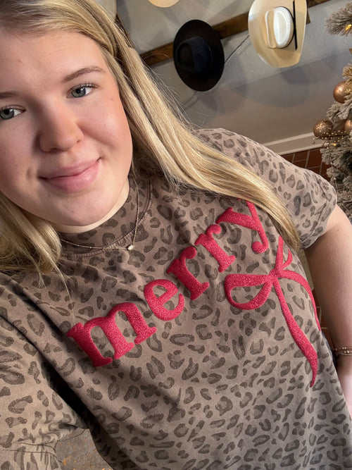 Merry Glitter Puff Leopard Tee