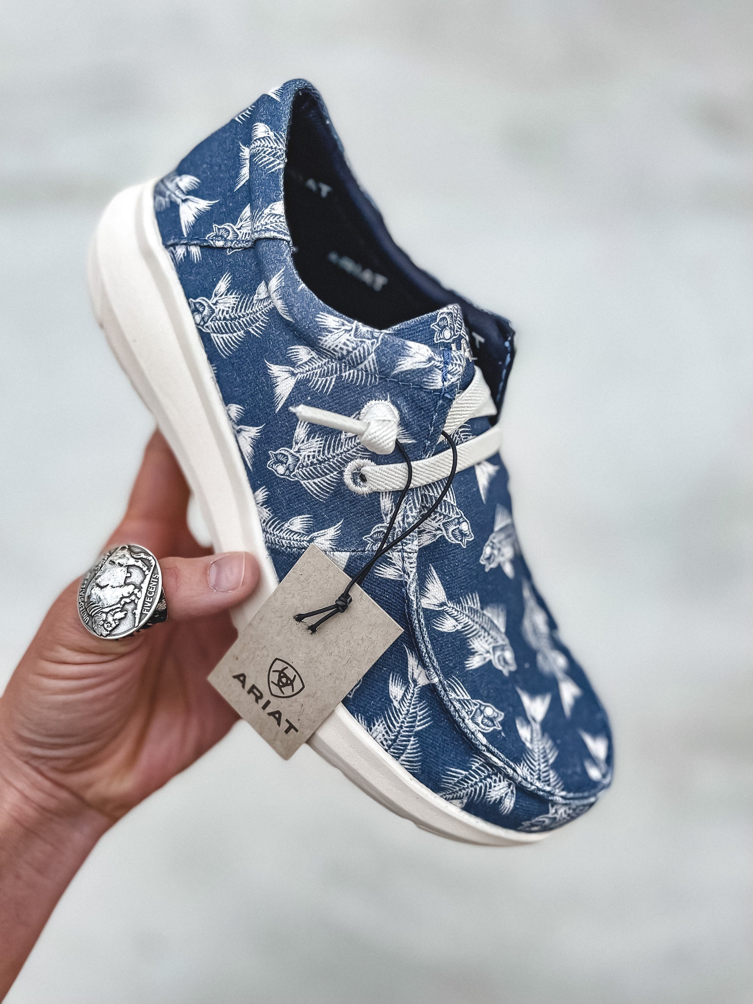 Ariat Men's Hilo Bonefish Blue Sneaker – Gypsy Pearl Tx